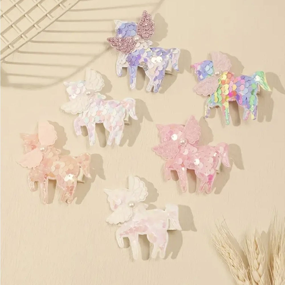 Glittery Unicorn Hair Clips ~ 6 Pieces